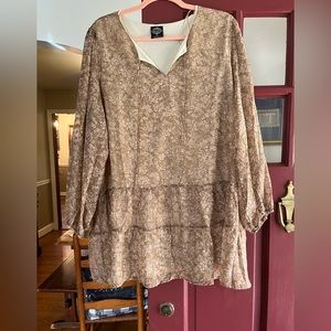 Plus sized Cracker Barrel top